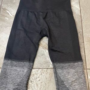 lululemon ombré capri leggings